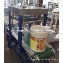 lid place press machine